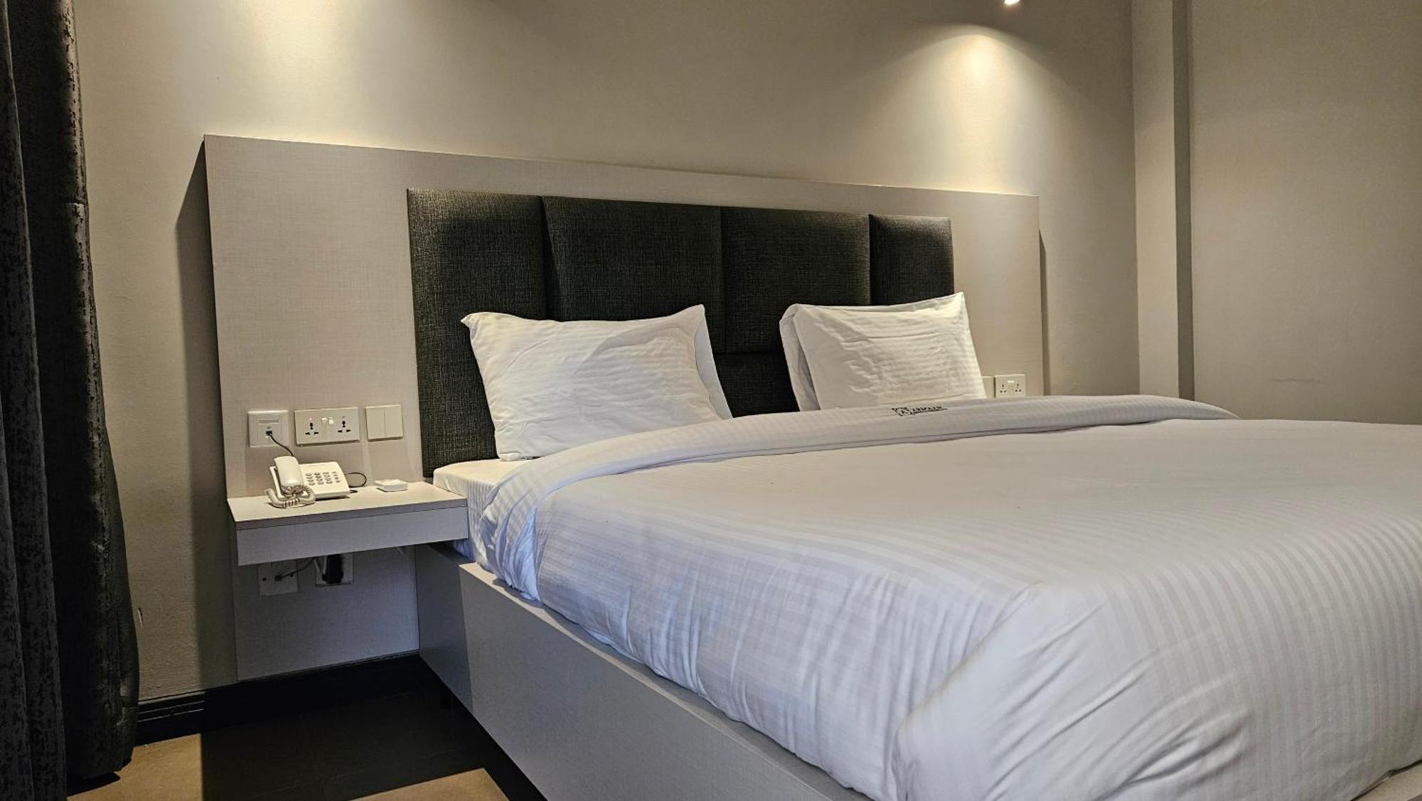 The Ivory Hotel 奈洛比 外观 照片